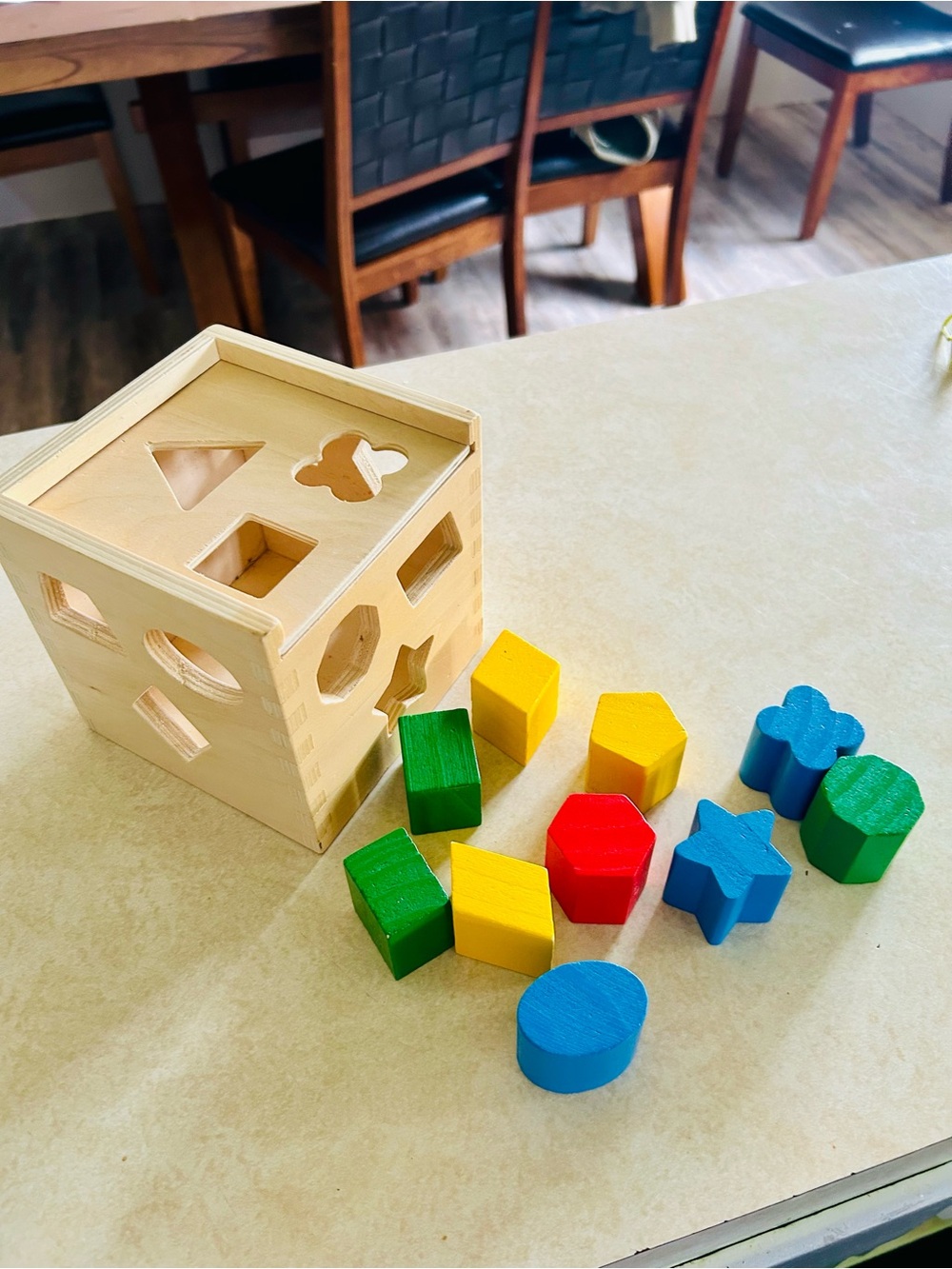 Melissa & Doug Wooden Shape Sorter with Red, Blue, Green, Yellow Shapes